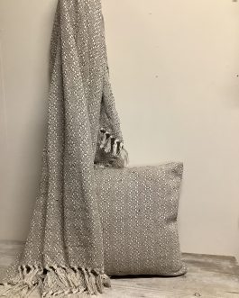 TAUPE TEXTURED WOVEN THROW