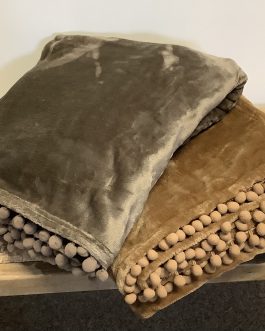 CASHMERE TOUCH FLEECE THROW EARTH BROWN