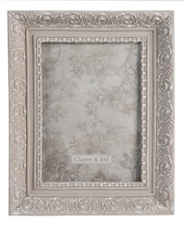 FRENCH STYLE PHOTO FRAME